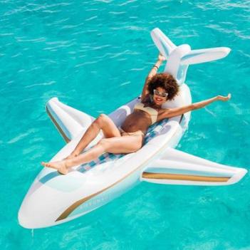 2019-collection-luxury-pool-floats-funboy-private-jet-2_400x